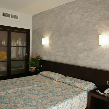 Hotel Htop Palm & #htopenjoy Lloret de Mar