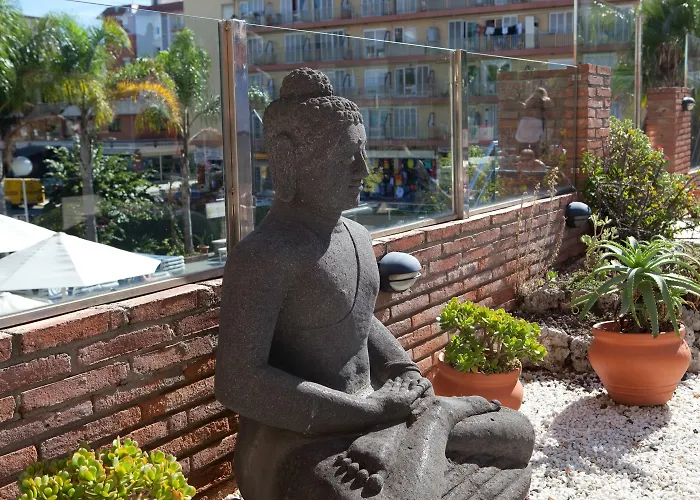 Htop Palm & #htopenjoy Hotel 3*