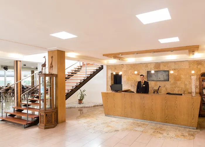 Htop Palm & #htopenjoy Hotel